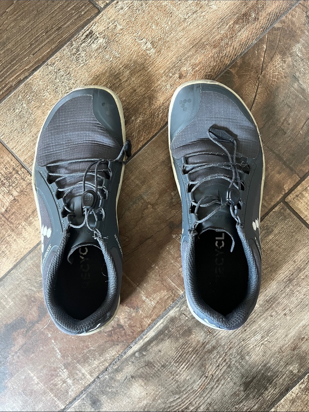 VIVO BAREFOOT ALL WEATHER TENNIS SHOES